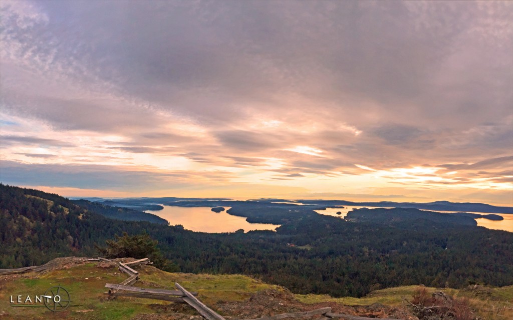 LEANTO Washington State Glamping Hiking Trails